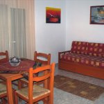 hatzi_2011_02